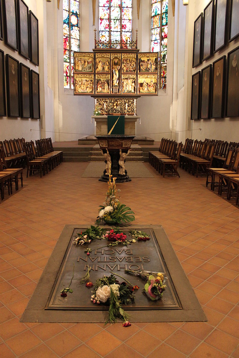 Grave_of_Johann_Sebastian_Bach_and_altar_Leipzig